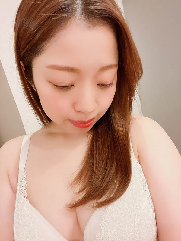 长泽里实(SYK-007) 坐地能吸土？！熟女姐姐身材娇小战力超强…G乳肥美臀肉欲体超能干～