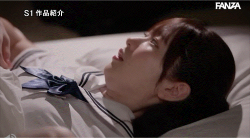 白上惠美香(SNOS-079)扮演网红大锅炒！这是白上咲花拍得最辛苦的作品！