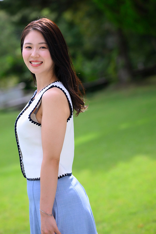 （JUR-067）麦当娜的超级新人！拥有纯白肌肤的美丽秋田犬女郎！久远美绪诞生了！