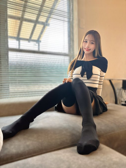 叶月渚(葉月なぎさ)出道作品番号及封面，叶月渚个人简介